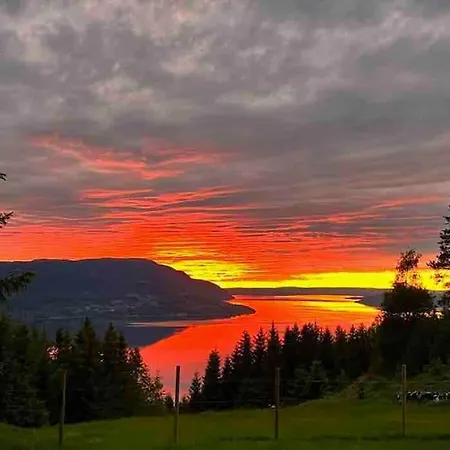 Semesterbostad Annex Fjara Greater Oslos View Sleeps 10 Guests In 3 Bedrooms *