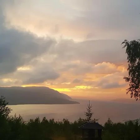 度假居 Annex Fjara Greater Oslos View Sleeps 10 Guests In 3 Bedrooms Stange