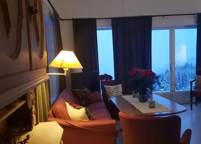 Annex Fjara Greater Oslos View Sleeps 10 Guests In 3 Bedrooms Stange